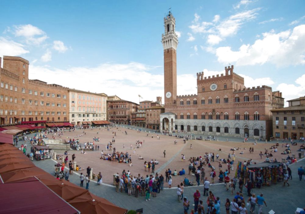 SIENA CLASSIC TOUR AND UNDERGROUND
From € 89,00 per person